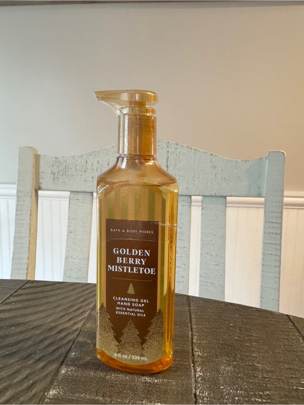 New! Bath & Body Works Golden Berry Mistletoe Cleansing Hand Soap! (6) Available